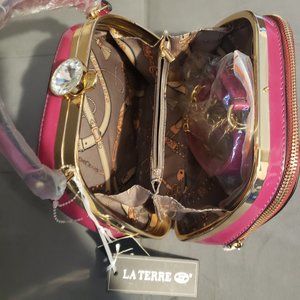 La Terre Hot Pink Small Purse brand new with tags